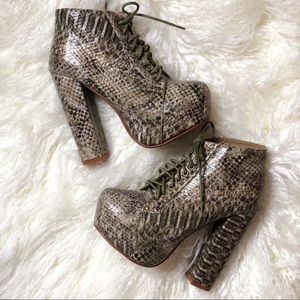 SNAKE PRINT PLATFORM BOOTS